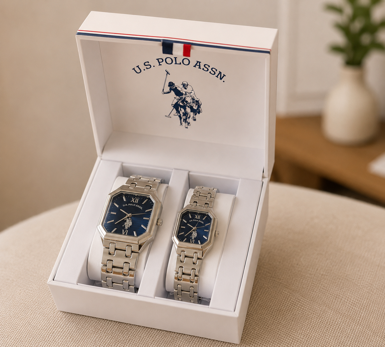 Set de Reloj U.S Polo ASSN dúo dorado con azul