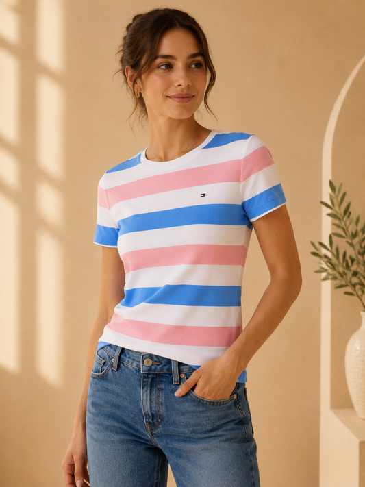 Blusa TH blanca con rayas azul y rosado