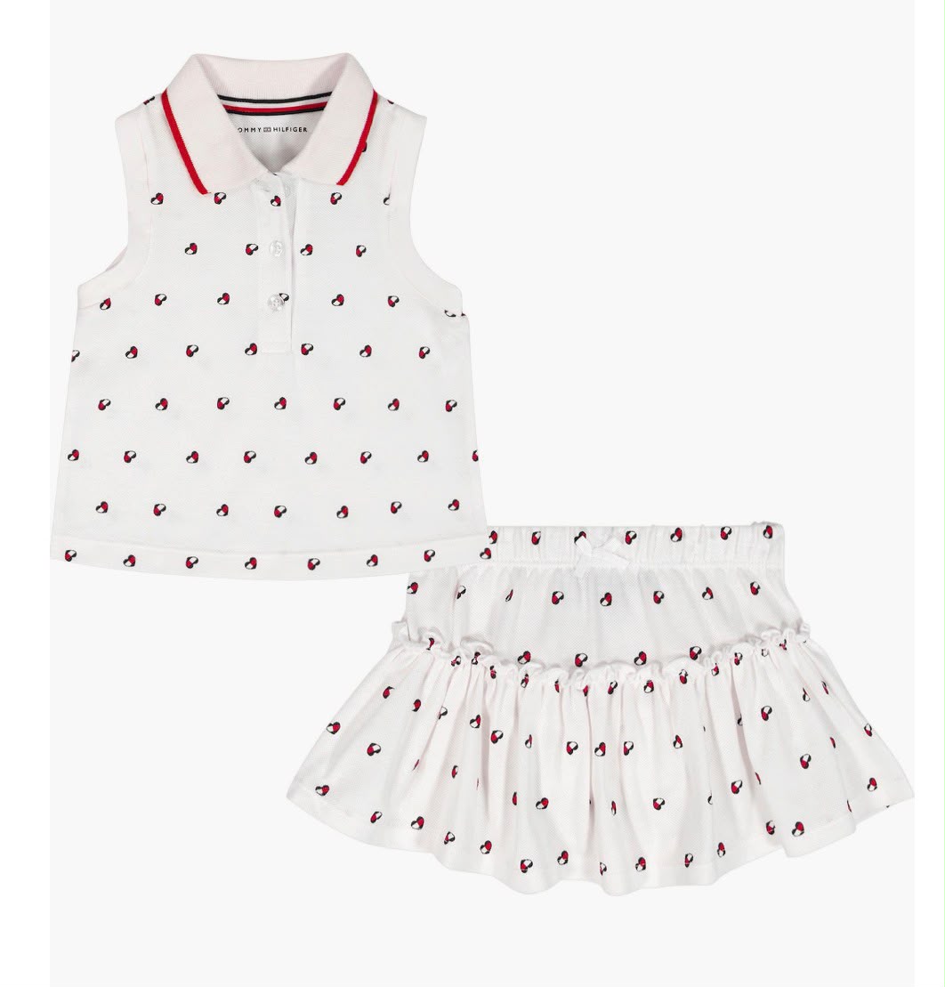 Set Bebé TH blanco con estampado de corazones