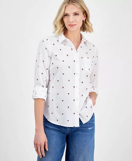 Blusa TH blanca con corazones