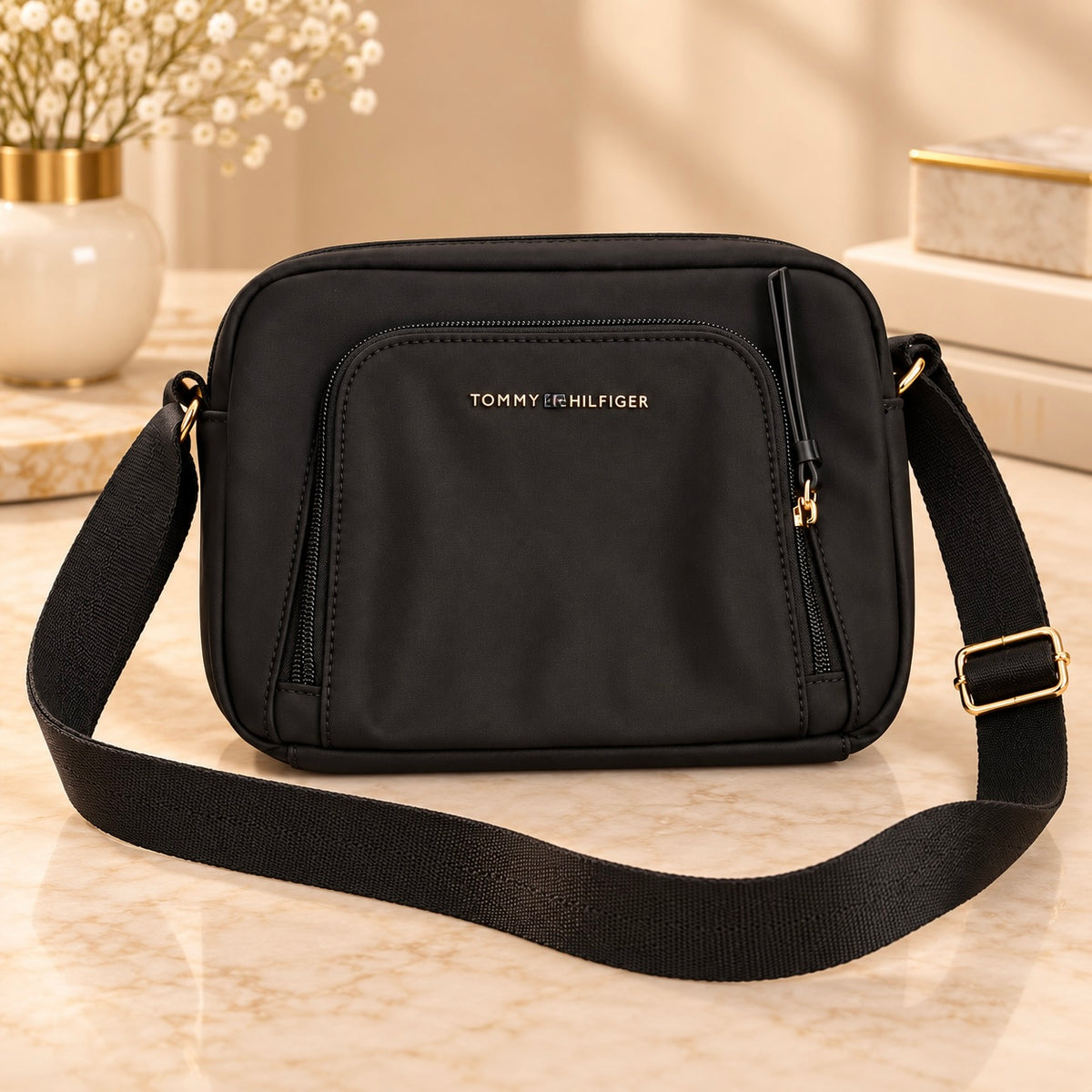 Bolso TH manos libres negro impermeable