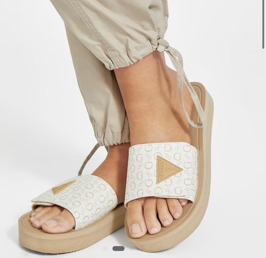 Sandalias Guess