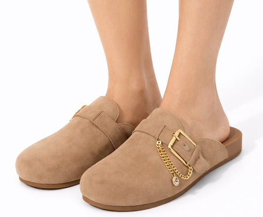 Suecos Guess con cadena