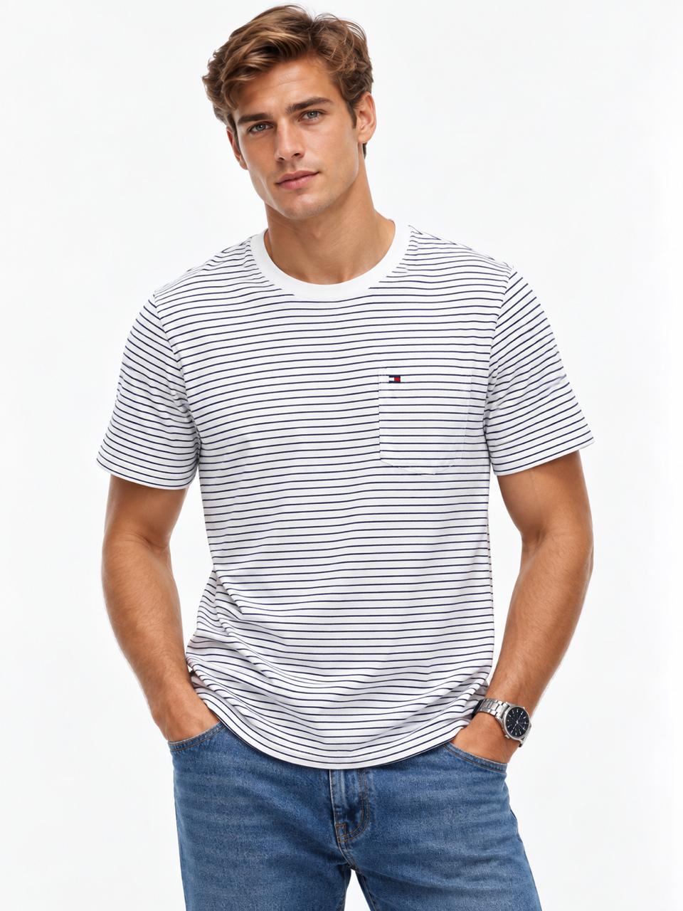Camiseta TH blanca con rayas negras