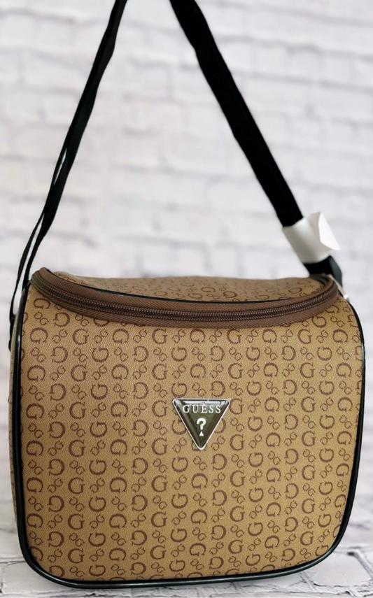 Lonchera Guess Camel