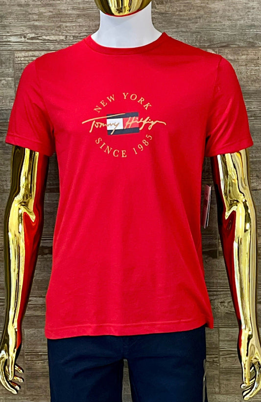 Camiseta TH roja con estampado