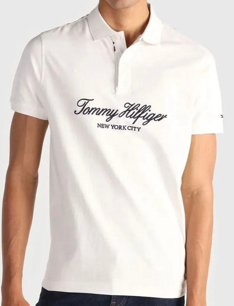 Camisa TH tipo polo blanco hueso con bordado