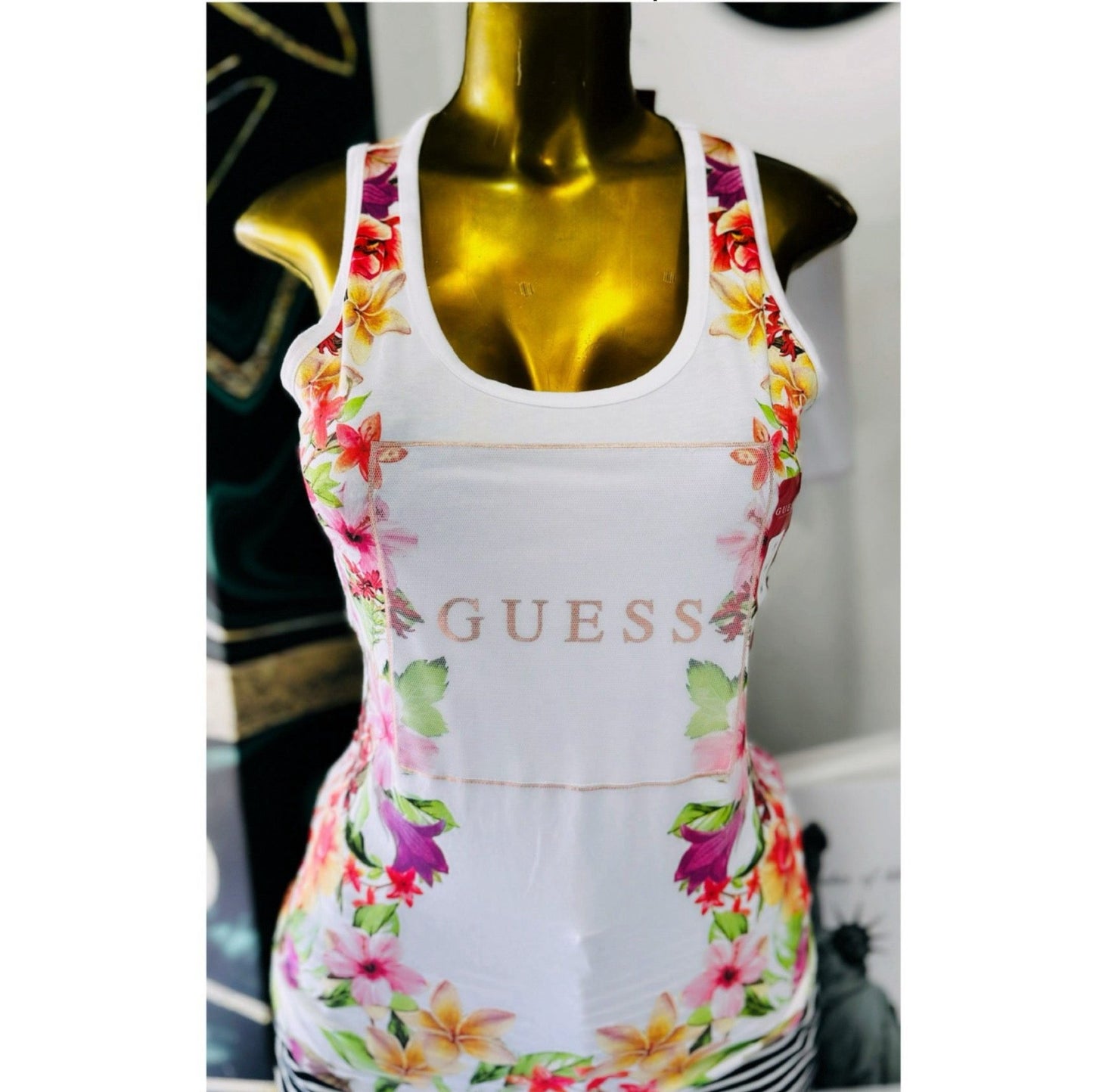 Blusa Guess tirantes blanco dorado flores