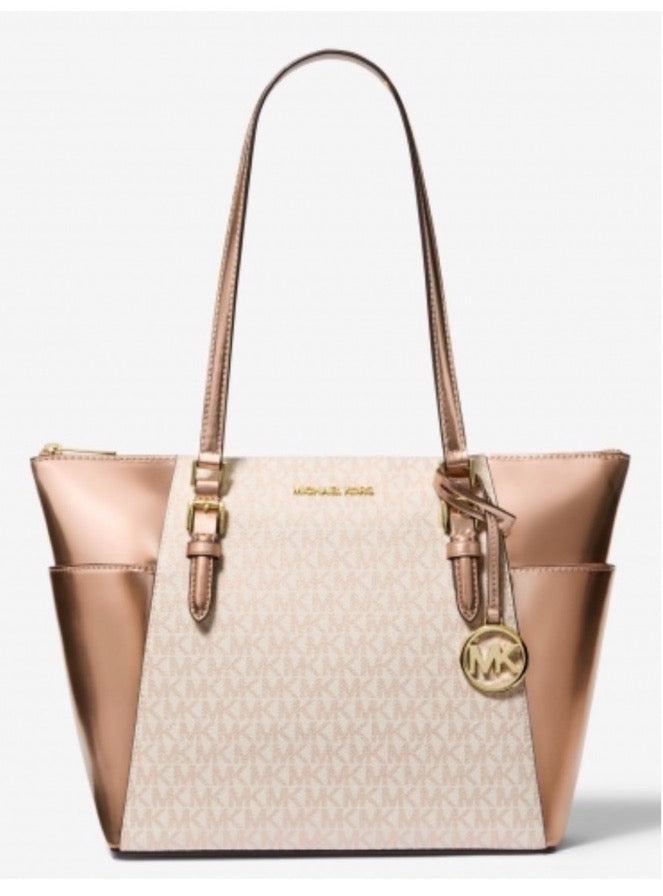 Bolso grande MK Vainilla con oro rosa