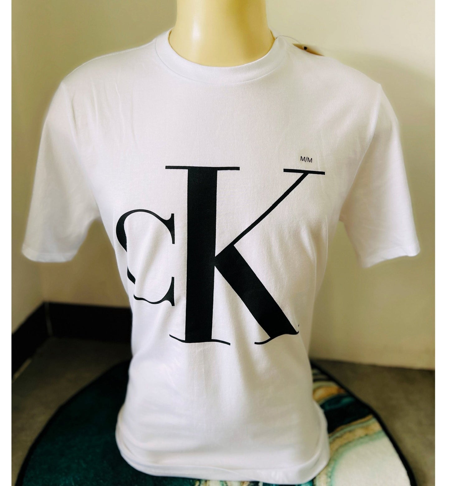 Camiseta CK