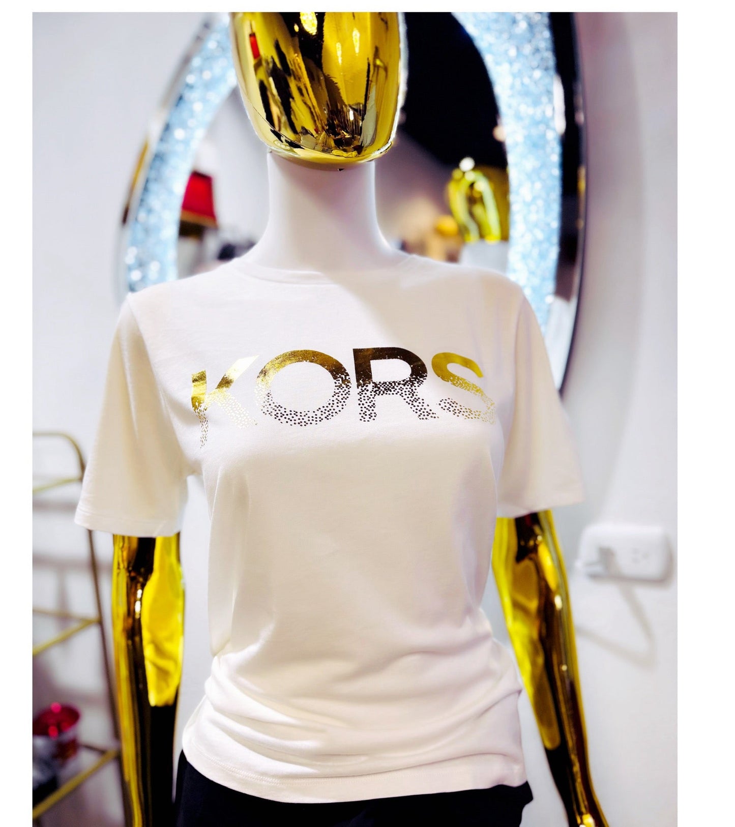 Blusa MK blanco con letras dorado mujer