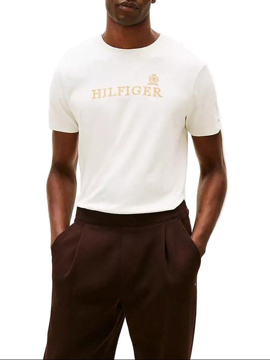 Camiseta TH blanca con detalle bordado en dorado